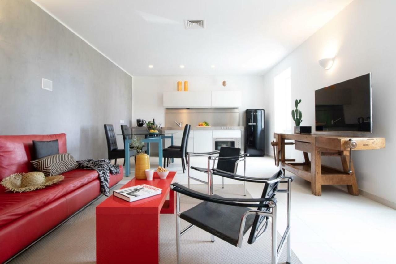 Casa Giulia: Beachfront Apartment with AC and Parking Sestri Levante Exterior photo