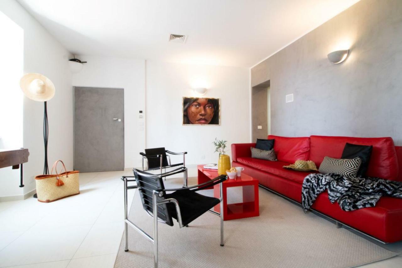 Casa Giulia: Beachfront Apartment with AC and Parking Sestri Levante Exterior photo